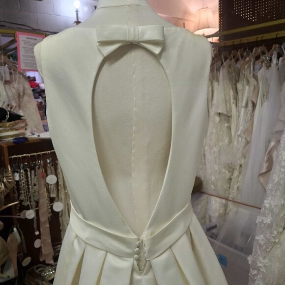 Rosa Clara "Araceli" Wedding Gown (Unaltered) - Picture 5 of 11